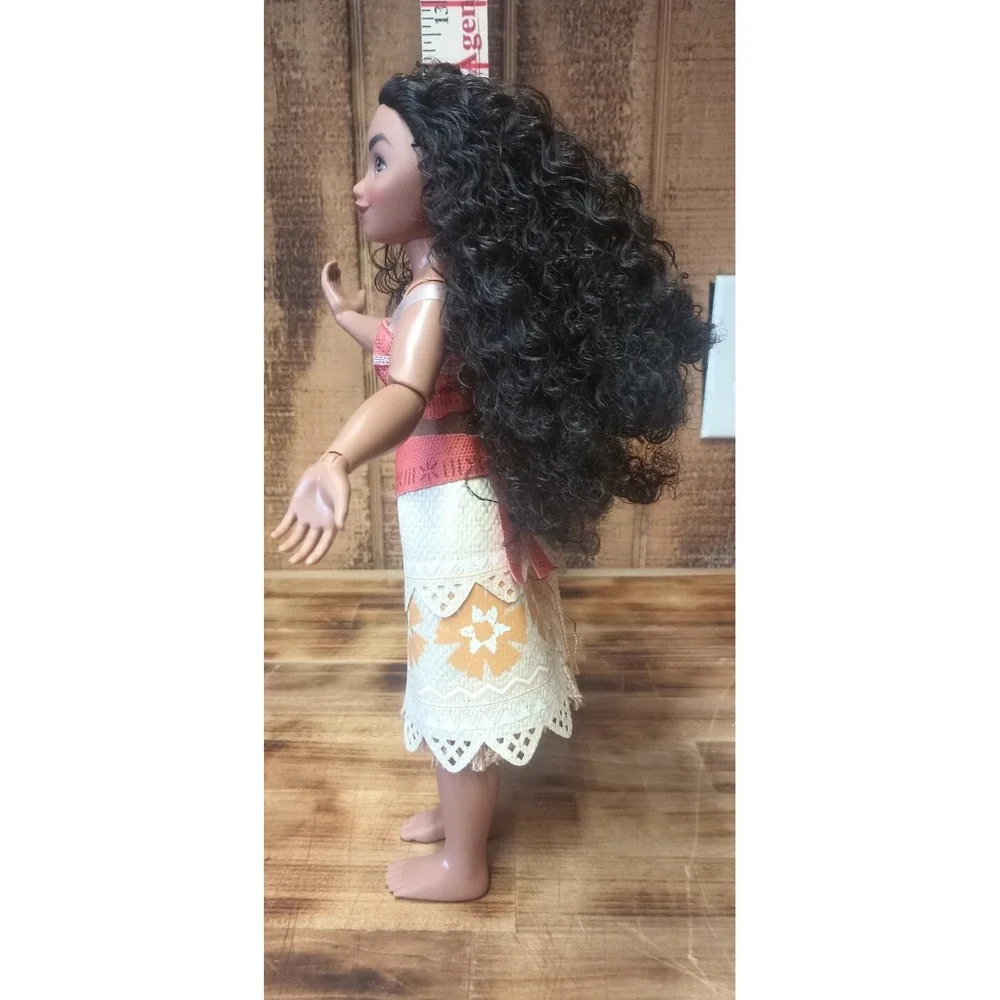 Disney Store‎ Exclusive Moana Posable 11